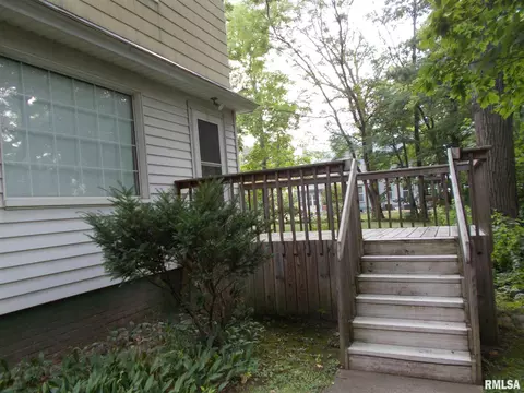 719 3rd St, Moline, IL 61265 photo 5