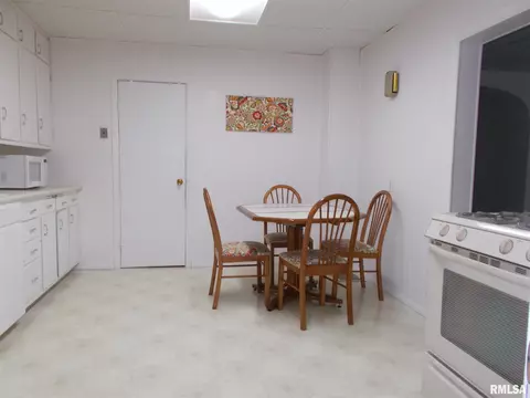 719 3rd St, Moline, IL 61265 photo 20
