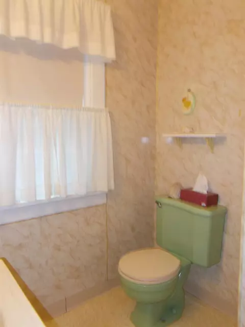 719 3rd St, Moline, IL 61265 photo 37