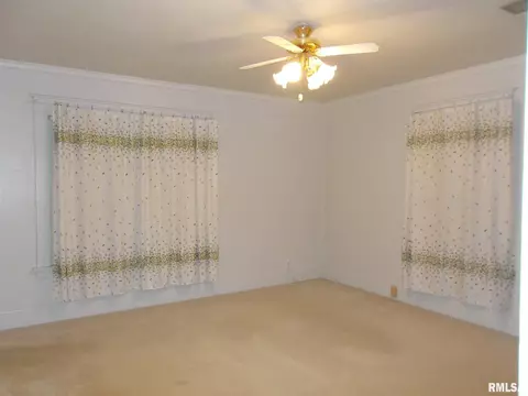 719 3rd St, Moline, IL 61265 photo 25