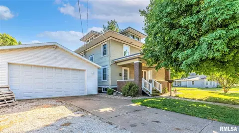 300 E Center St, Cambridge, IL 61238 photo 3