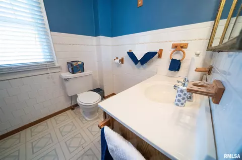 3211 7th St, Moline, IL 61265 photo 29