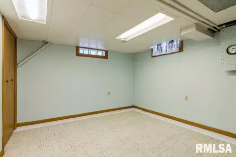 1903 46th St, Moline, IL 61265 photo 25