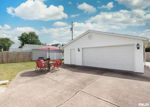 2410 14th Ave, Moline, IL 61265 photo 35
