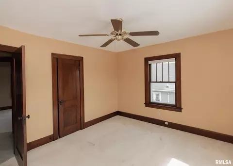 2410 14th Ave, Moline, IL 61265 photo 20