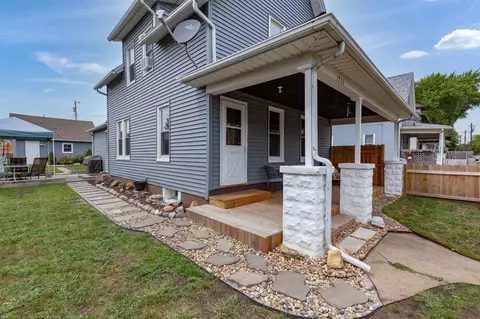 1715 16th St, Moline, IL 61265 photo 4