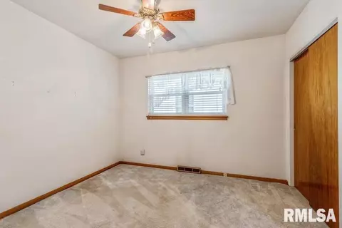306 17th Ave, Moline, IL 61265 photo 9