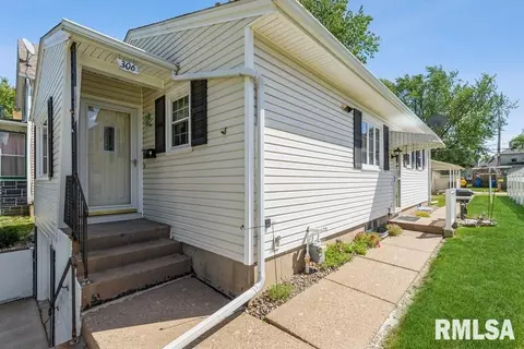 306 17th Ave, Moline, IL 61265 photo 3