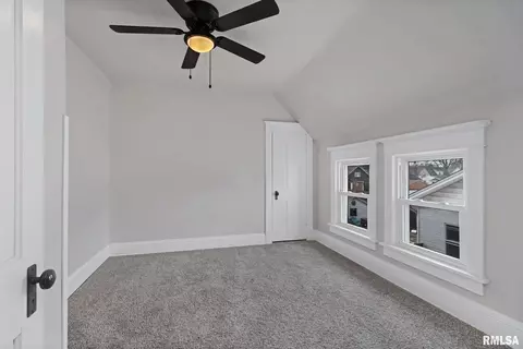 554 20th Ave, Moline, IL 61265 photo 19