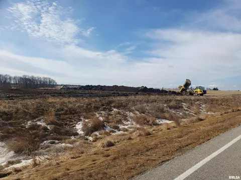 Lot 11 Johnson, Le Claire, IA 52753