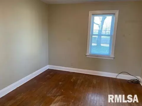 5236 33rd Ave, Moline, IL 61265 photo 5