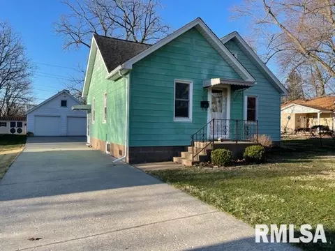 5236 33rd Ave, Moline, IL 61265 photo 1