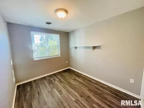 963 41st St, Moline, IL 61265 photo 11