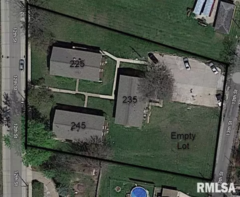 225235 245 12th St, Silvis, IL 61282 photo 11