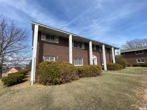 225235 245 12th St, Silvis, IL 61282 photo 4