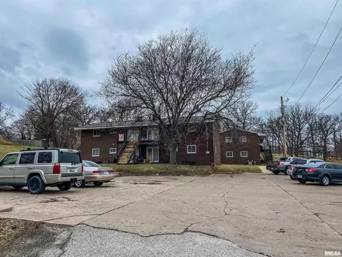 225235 245 12th St, Silvis, IL 61282 photo 10