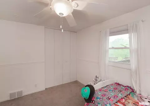 3606 44th St, Moline, IL 61265 photo 15