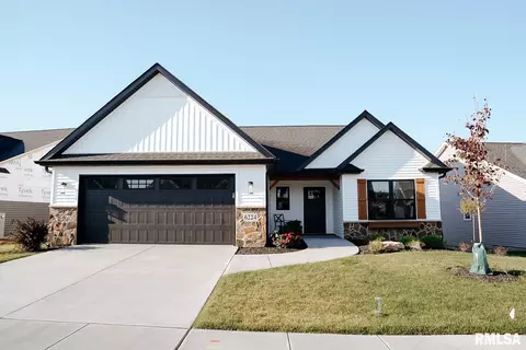 6224 Deere Creek Ln, Davenport, IA 52807