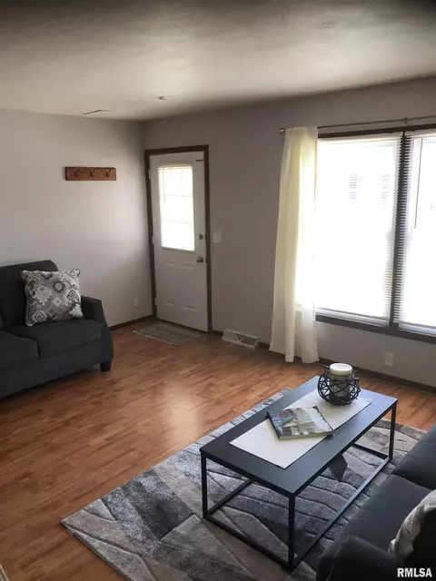 4309 26th Ave, Moline, IL 61265 photo 6