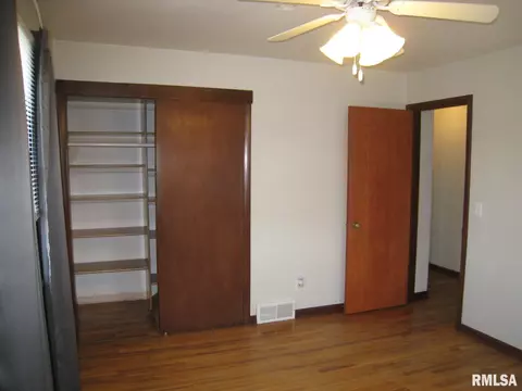 4309 26th Ave, Moline, IL 61265 photo 18