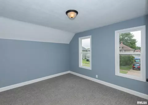 509 18th Ave, Moline, IL 61265 photo 13