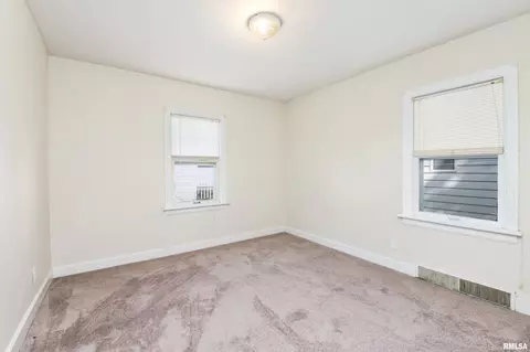 1515 34th St, Moline, IL 61265 photo 10