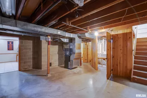2307 14th Ave, Moline, IL 61265 photo 27