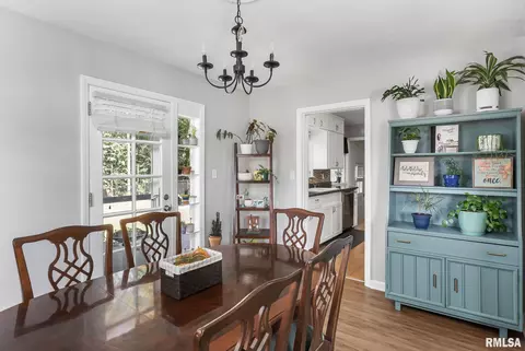 2307 14th Ave, Moline, IL 61265 photo 5