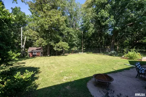 2307 14th Ave, Moline, IL 61265 photo 36