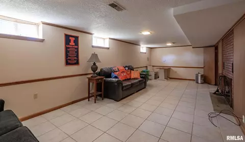 2307 14th Ave, Moline, IL 61265 photo 24