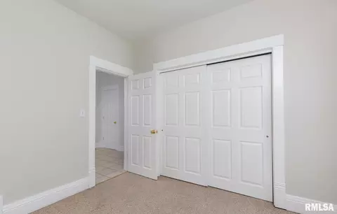 1842 4th St, Moline, IL 61265 photo 4