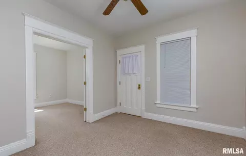 1842 4th St, Moline, IL 61265 photo 5