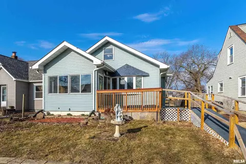 2357 31st Street A, Moline, IL 61265