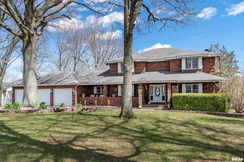 1354 Howard Rd, Marion, IL 62959 photo 1
