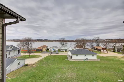 114 5th St, Fulton, IL 61252 photo 22