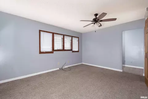 1848 32nd St, Moline, IL 61265 photo 12
