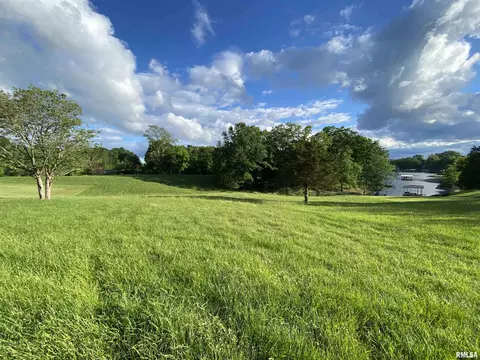000 Egypt Shores Rd, Creal Springs, IL 62922