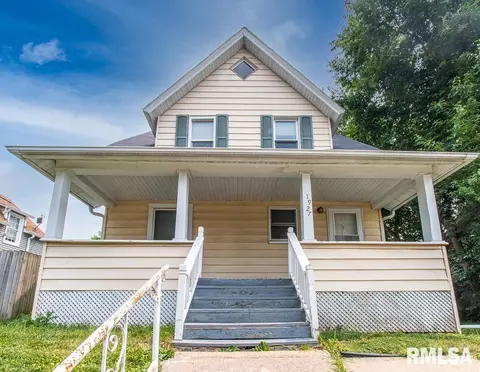 1927 College Ave, Davenport, IA 52803