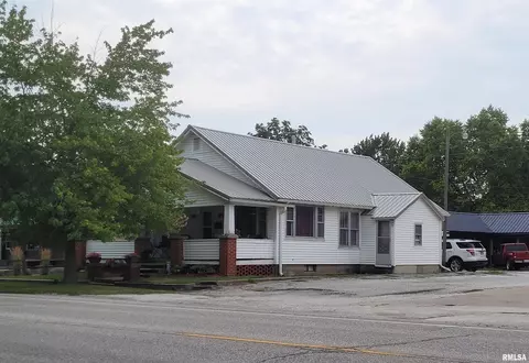 214 W Main Hwy, Mount Sterling, IL 62353