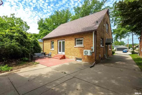 2518 30th St, Moline, IL 61265 photo 36