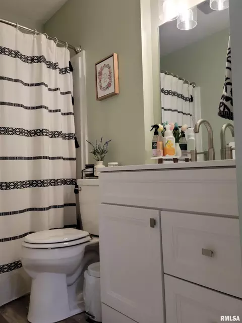1116 8th Ave, Silvis, IL 61282 photo 18