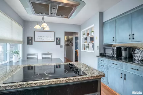 3205 11th Avenue A, Moline, IL 61265 photo 5