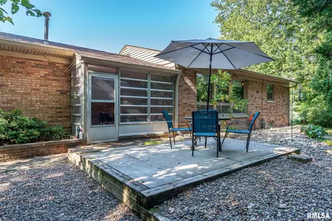 3205 11th Avenue A, Moline, IL 61265 photo 3