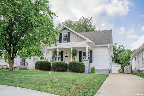 2847 Elm St, Quincy, IL 62301