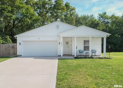4431 N Michigan Ave, Davenport, IA 52806