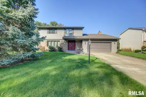 708 Orchard Ln, Clinton, IA 52732
