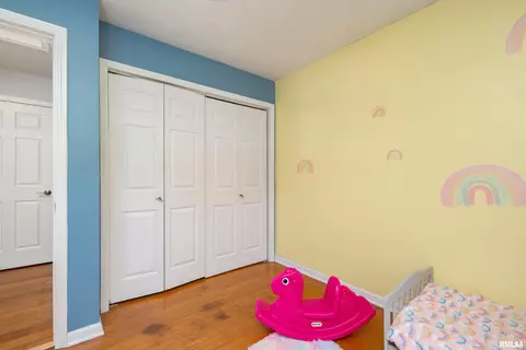 3605 38th St, Moline, IL 61265 photo 24