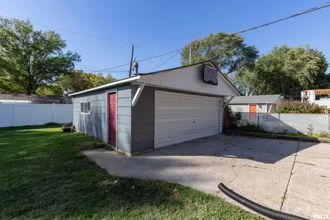 3605 38th St, Moline, IL 61265 photo 39