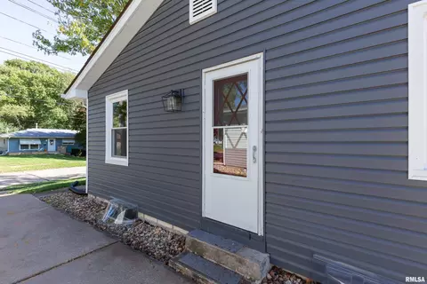 3605 38th St, Moline, IL 61265 photo 38