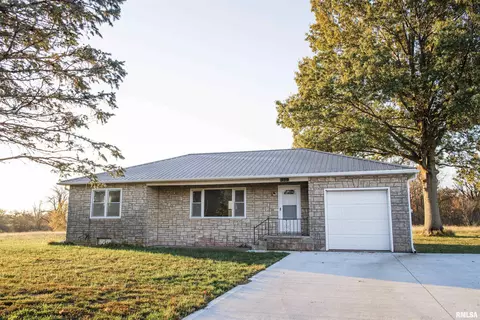309 Walker St, Ursa, IL 62376 photo 1